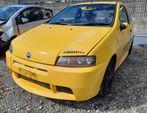 フィアット　プント　世田谷区　廃車