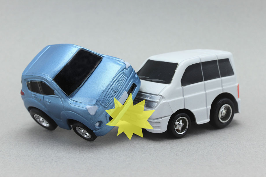 事故車は修理より売却が得?損しない手放し方と査定のコツ